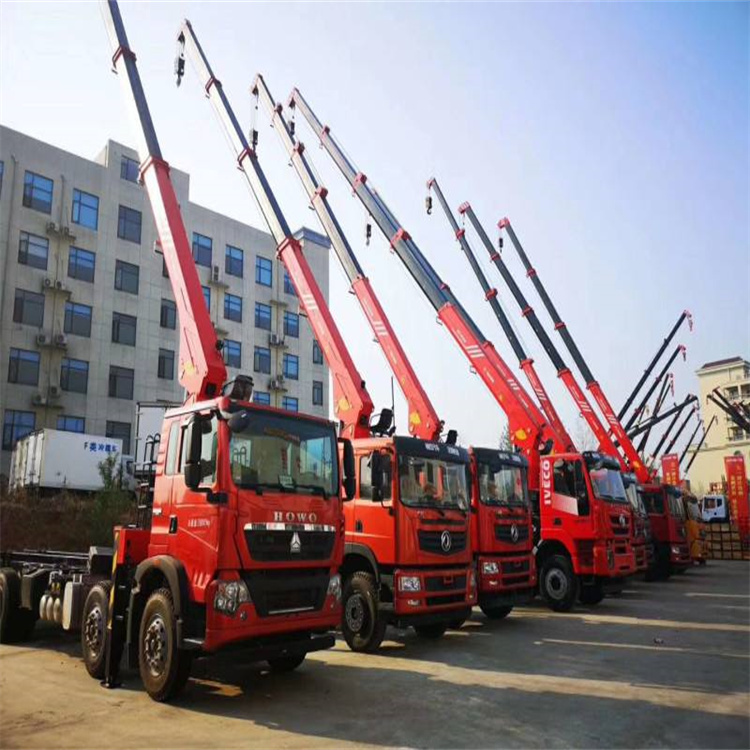 达川租专业吊车电话