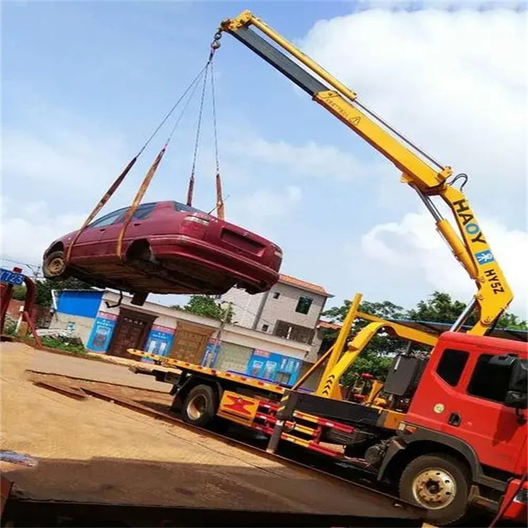 达川吊车救援小汽车怎么吊