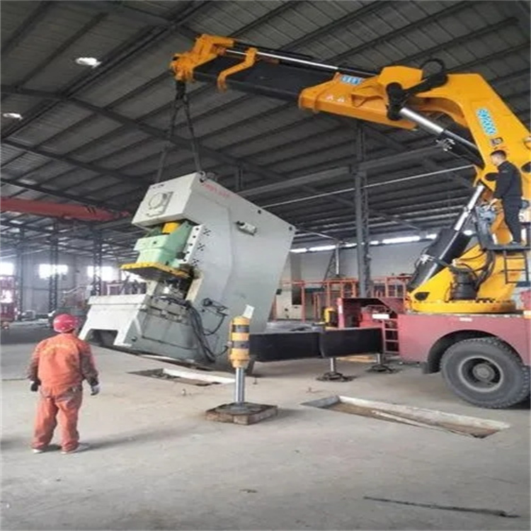 达川80吨折臂吊车出租附近电话